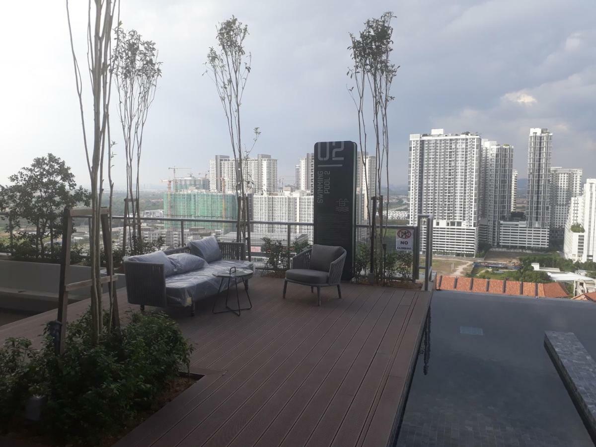 Mufasa Suites At Tamarind Suites With Wifi Netflix Cuckoo Fridge Cyberjaya Exterior foto